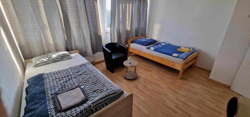 Rooms & Apartments Schwäbisch Gmünd Екстериор снимка