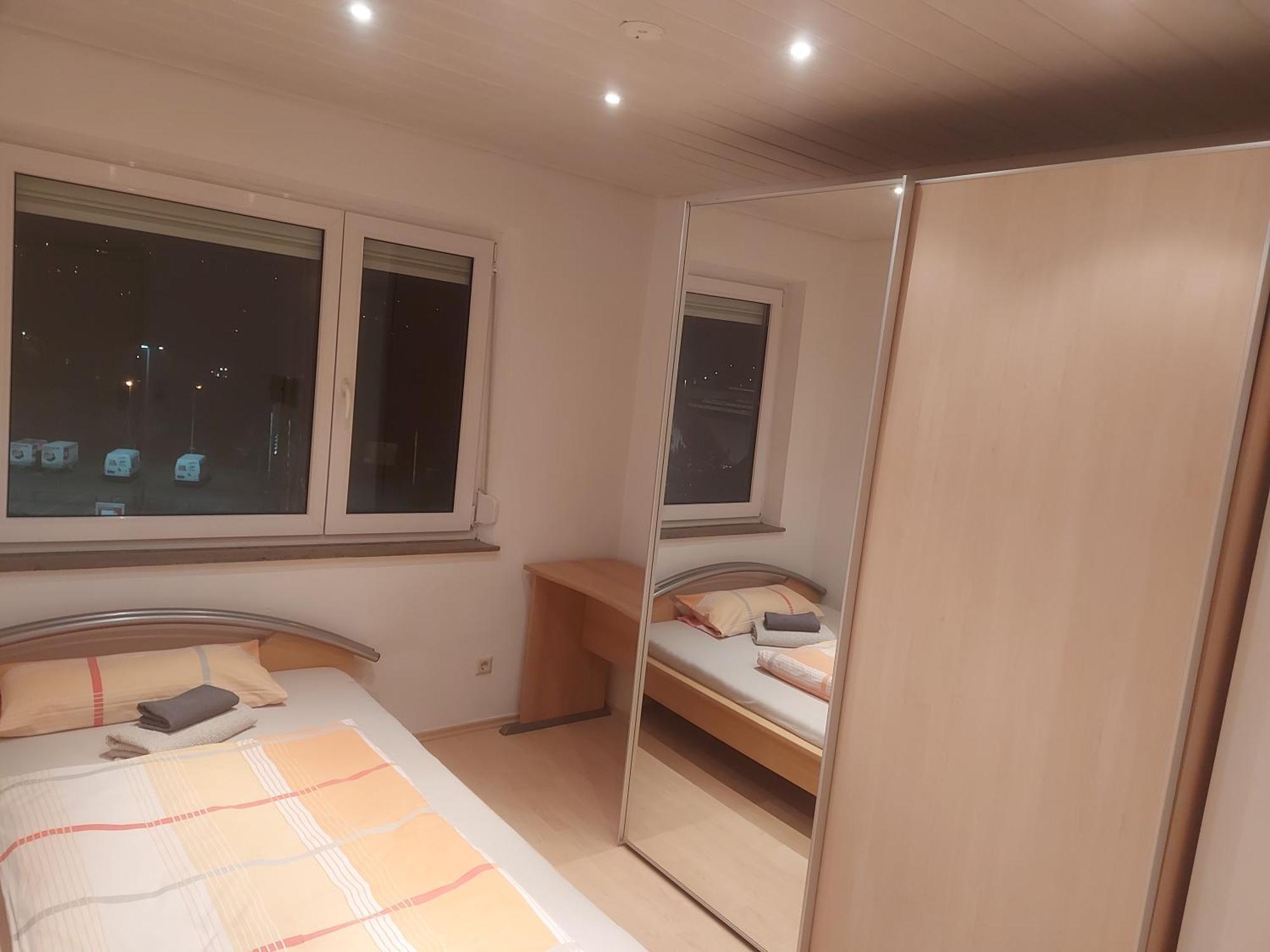Rooms & Apartments Schwäbisch Gmünd Екстериор снимка